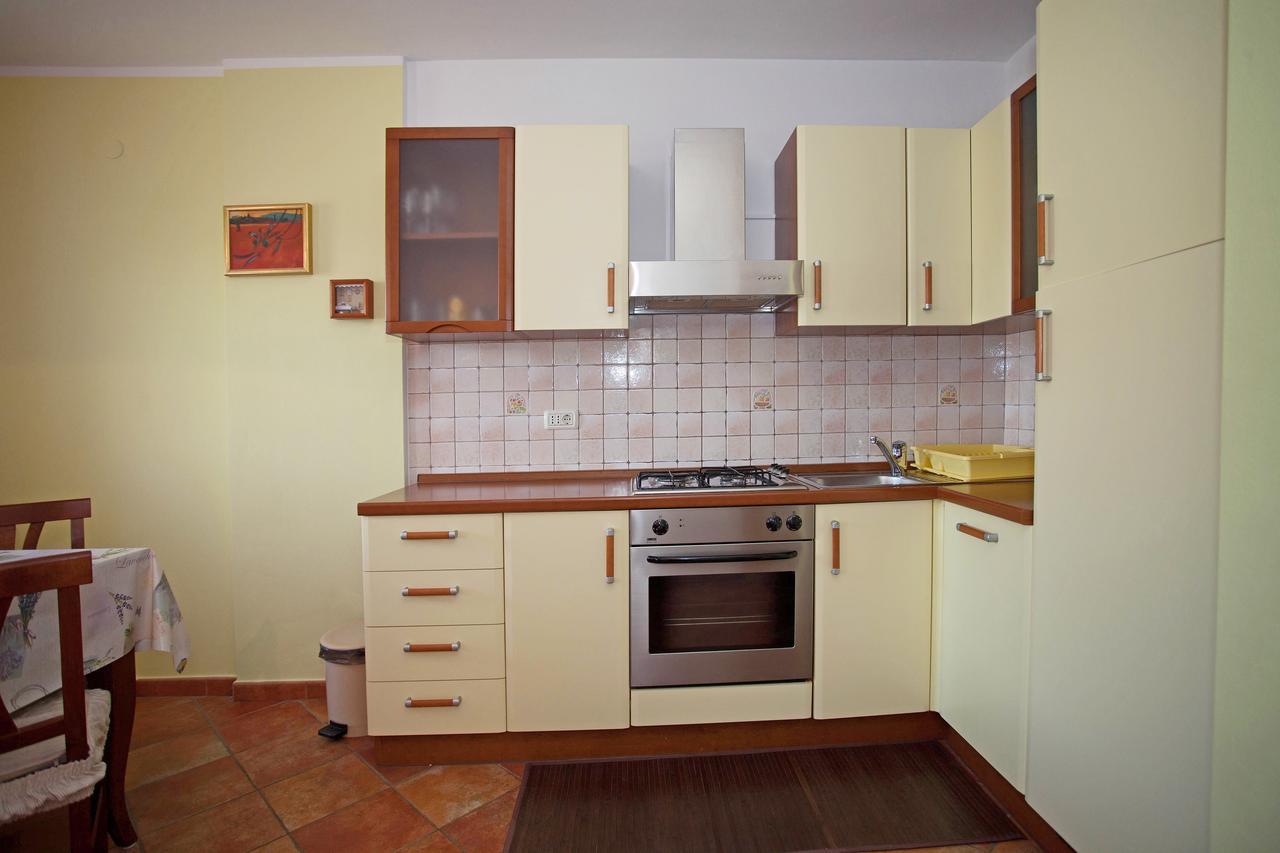Apartment Pia روفينج المظهر الخارجي الصورة