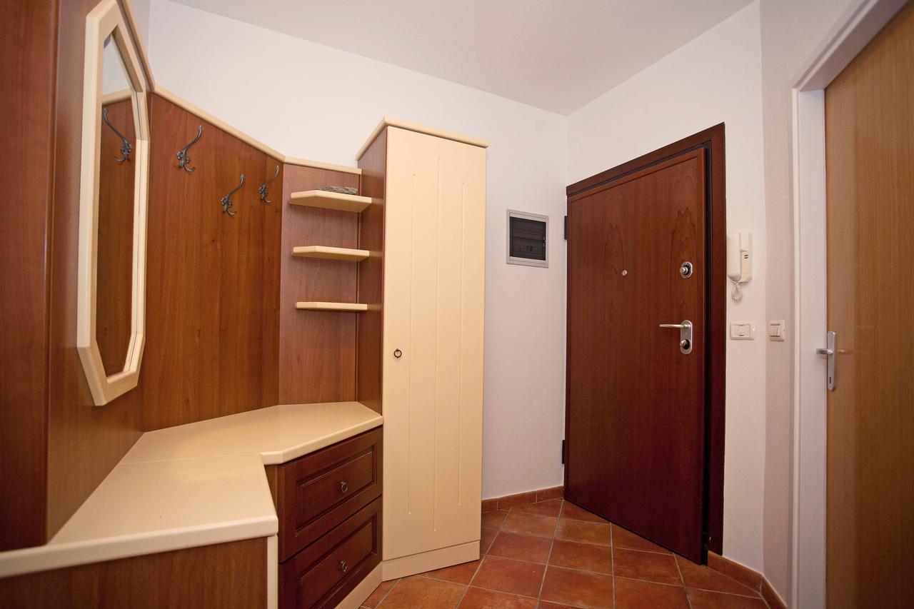 Apartment Pia روفينج المظهر الخارجي الصورة